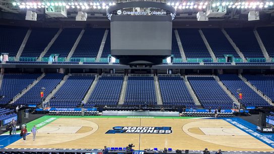 Final: Pitt practice/access at the NCAA Tournament taken in Greensboro, N.C. (Live coverage)